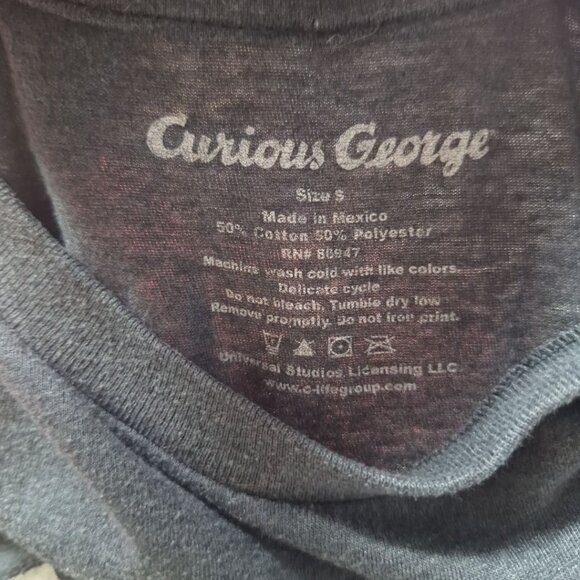 Curious George All Day Monkey Shirt Laid Back Relaxing Gray Mens Small - Picture 3 of 5
